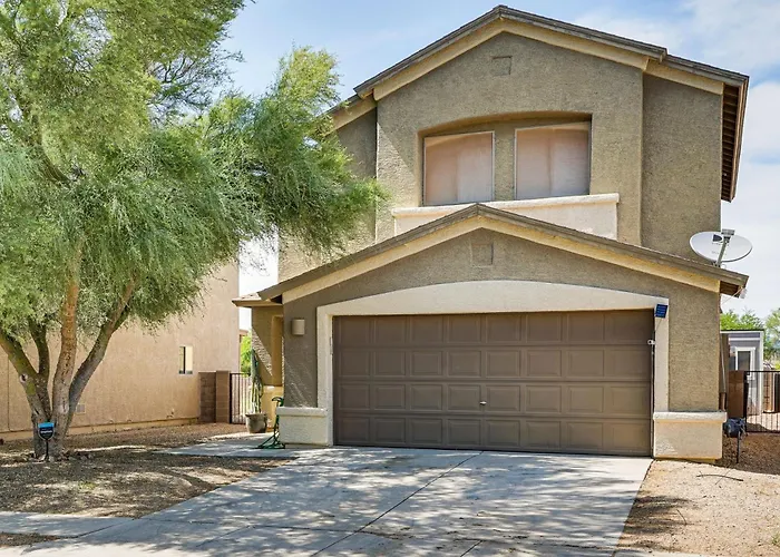 Holiday home Cozy Getaway W/ Hot Tub: 4 Mi To Casino *